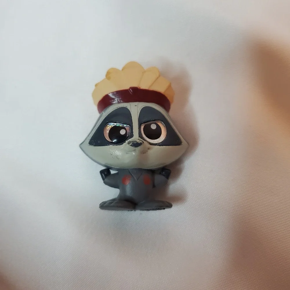 2023‎ Disney Doorables Series 10: Meeko (rare) original pocahontas